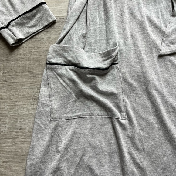 A Pea in The Pod Maternity Sleep Robe sz M - Picture 7 of 9